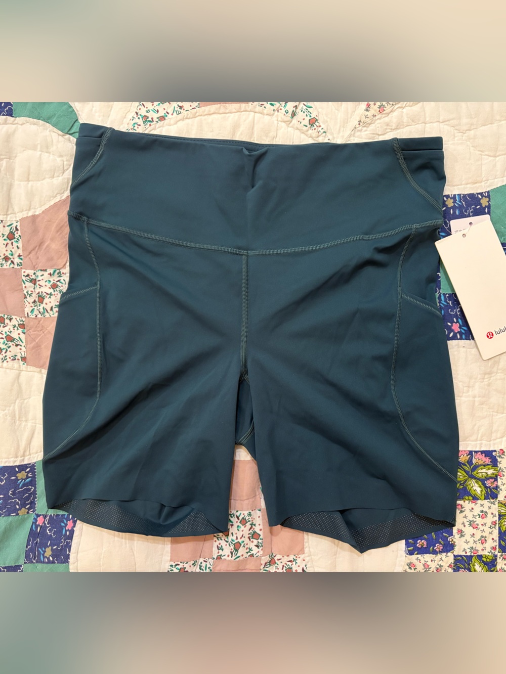 Fast and Free HR Short 6" *Pockets